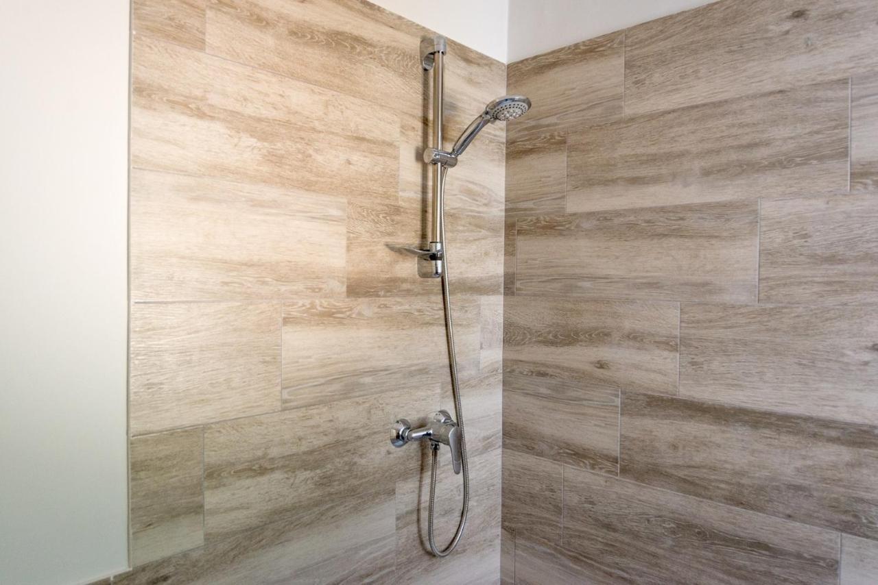 Malagasuite House Pool فوينخيرولا المظهر الخارجي الصورة